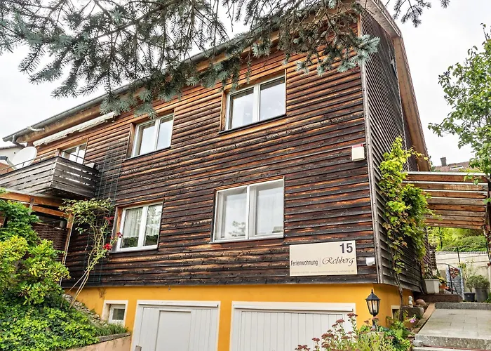 Haus Rebberg アパート *